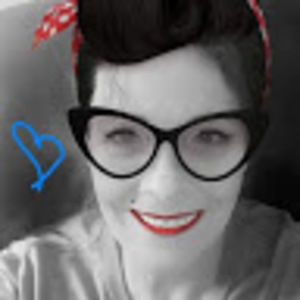 Meet your Posher, Debra